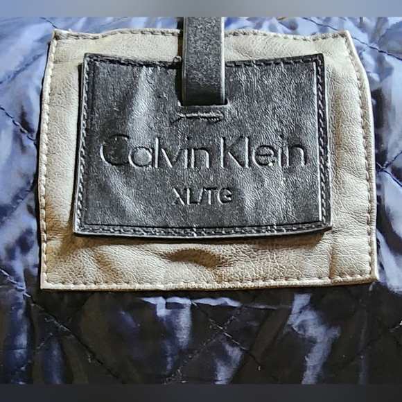 Calvin Klein Faux Leather Jacket - XL - Picture 4 of 7